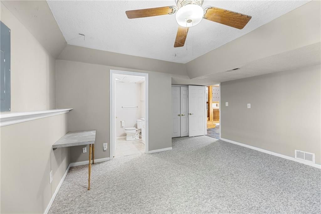 2106 Rhode Island Street — photo 31