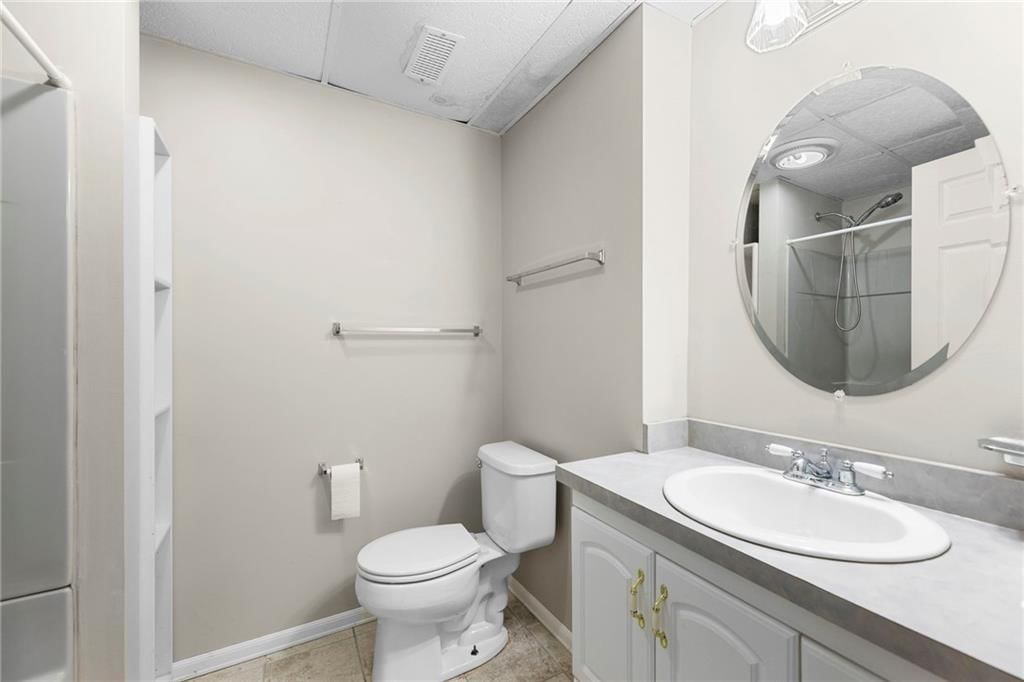 2106 Rhode Island Street — photo 32