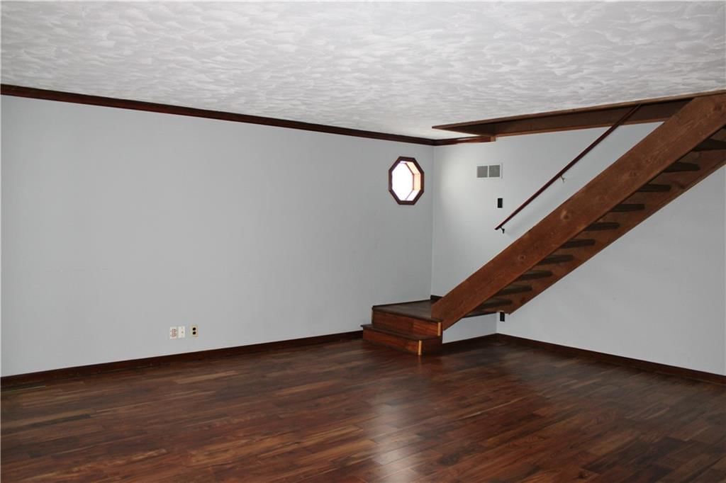2307 S Homer Street — photo 4