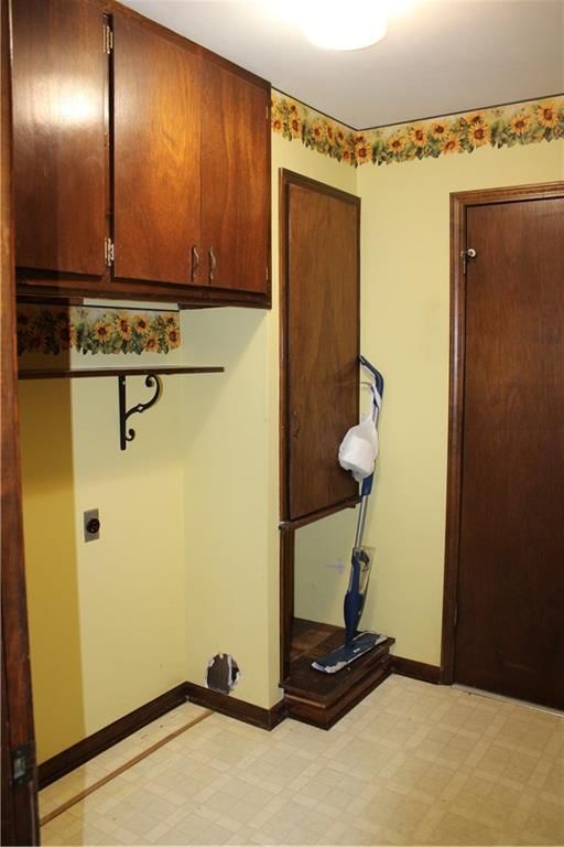 2307 S Homer Street — photo 26