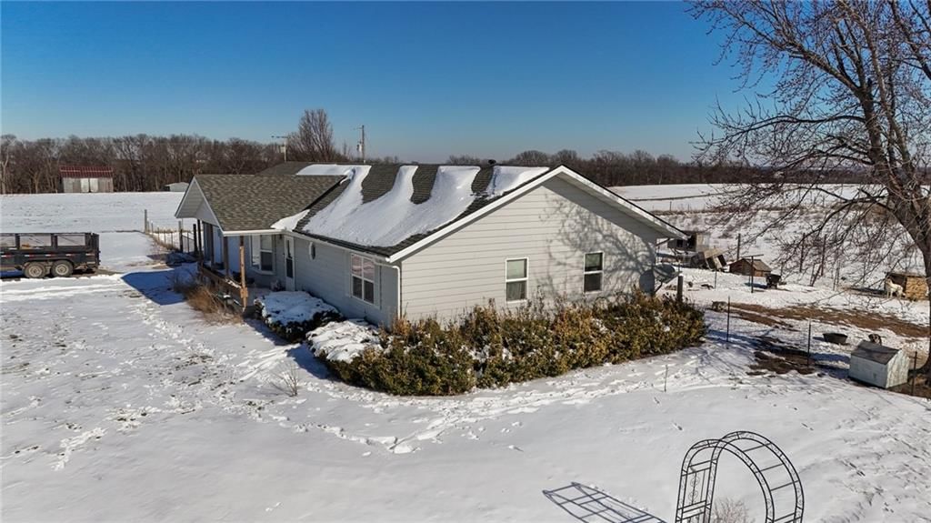 1298 E 250th Road — photo 30