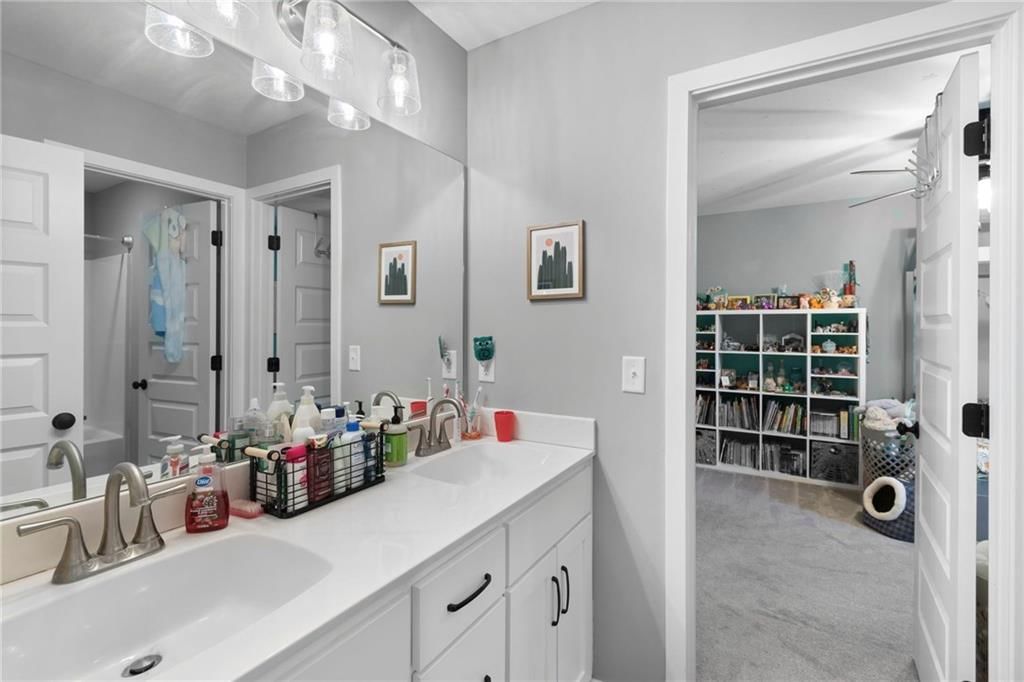 8820 NE 94th Street — photo 32