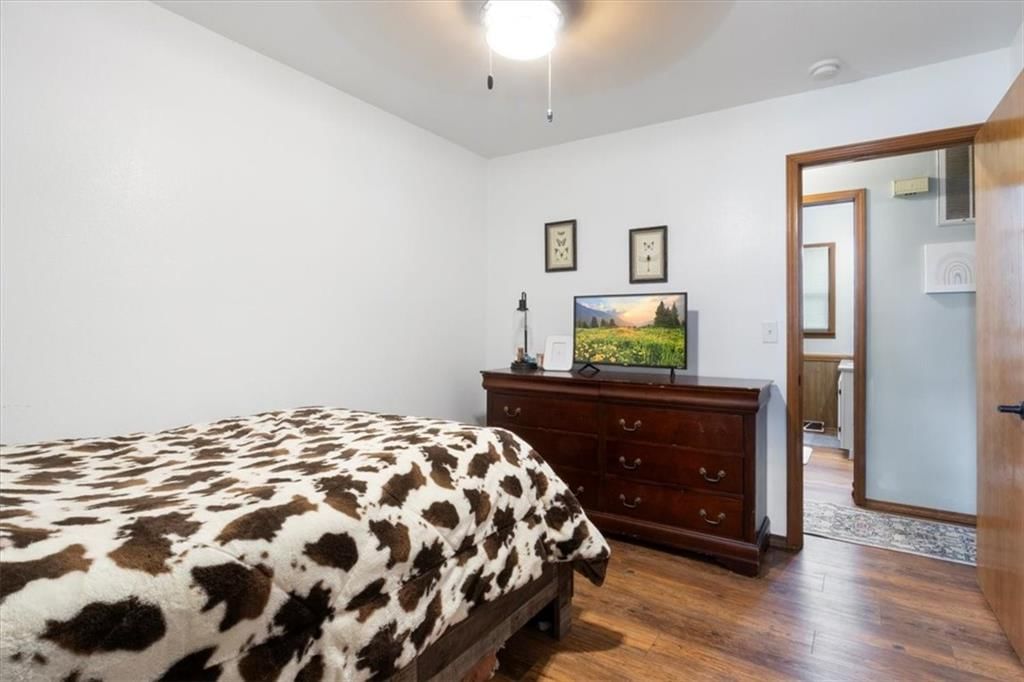 23209 Oakwood Circle — photo 9