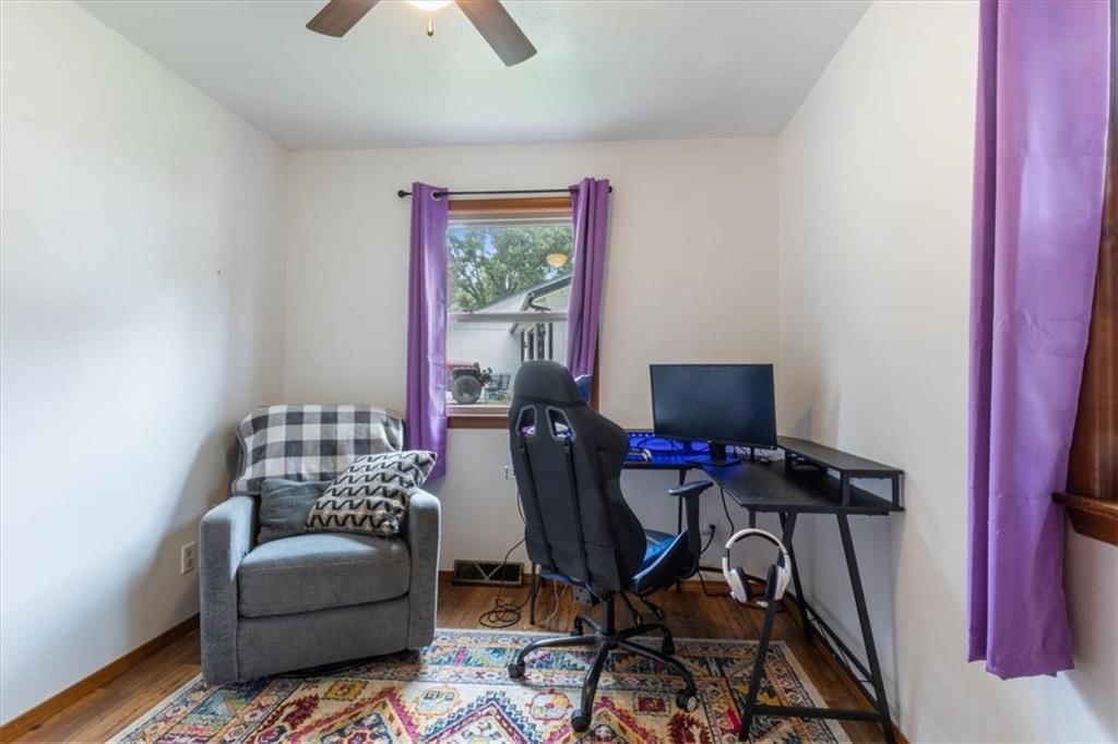 23209 Oakwood Circle — photo 16