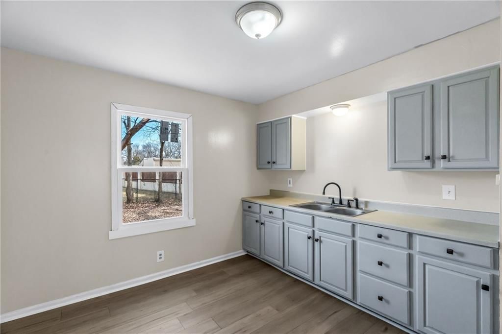 1309 S Main Street — photo 3