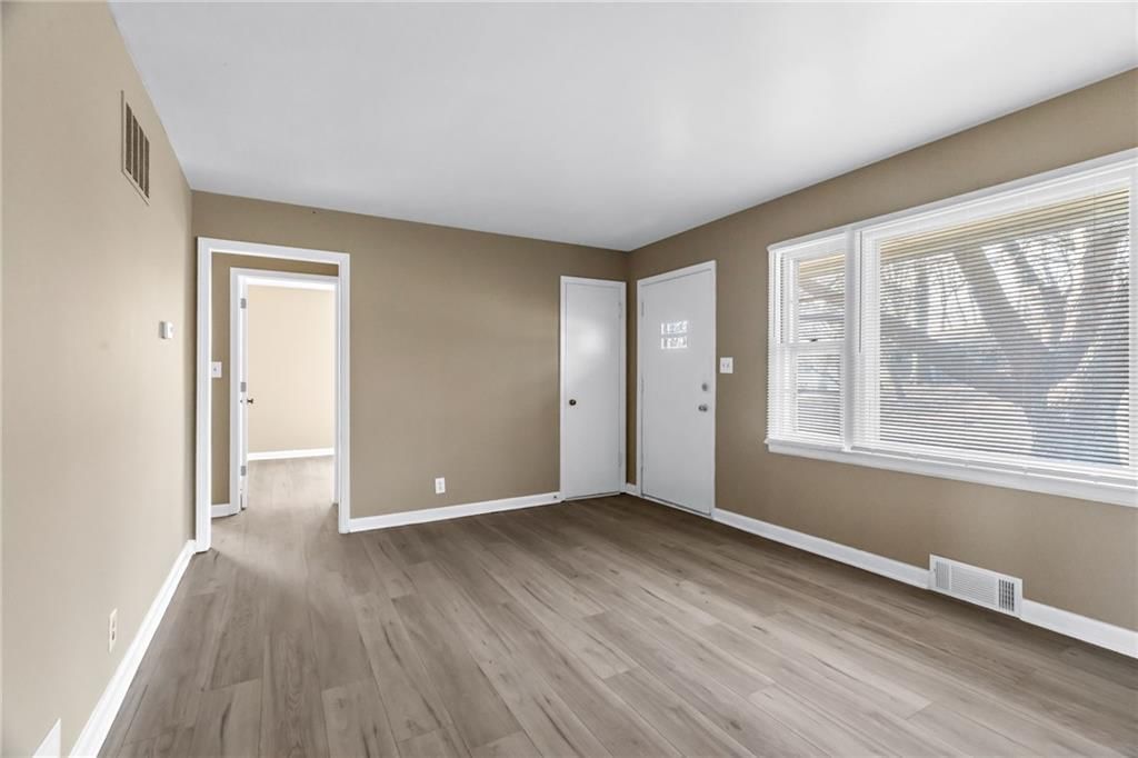 1309 S Main Street — photo 4