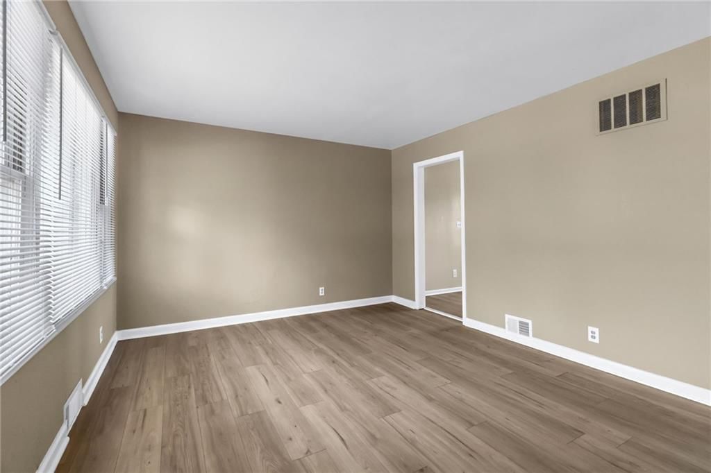 1309 S Main Street — photo 5