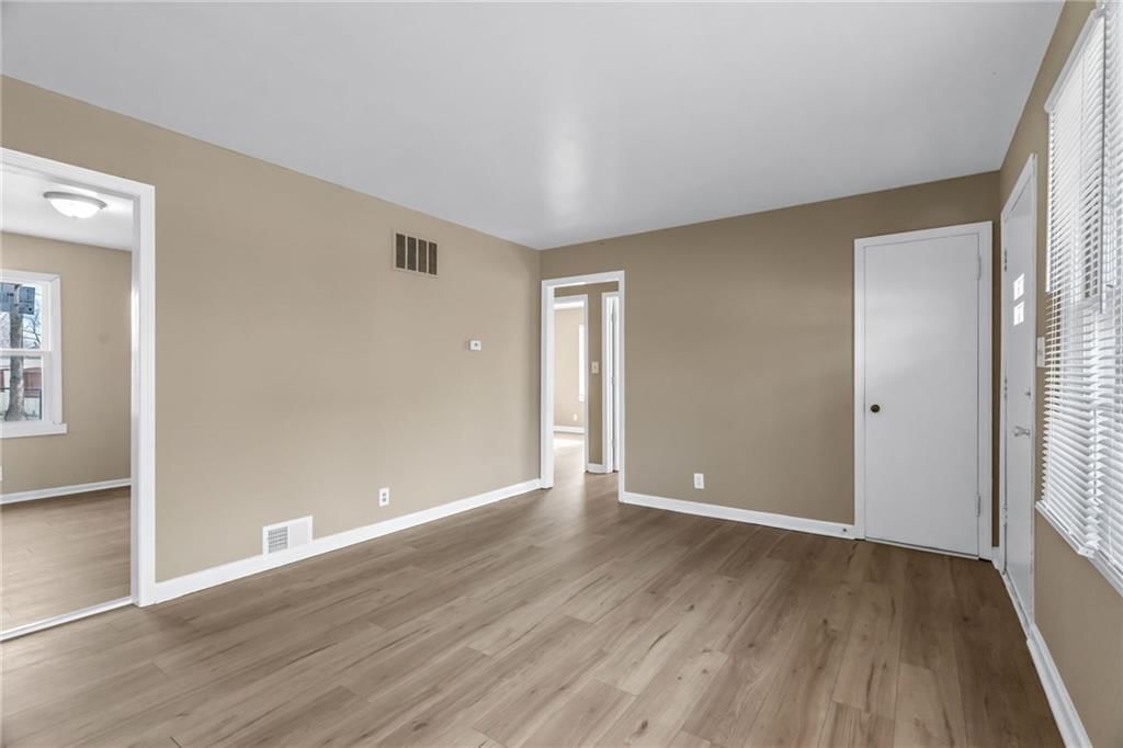 1309 S Main Street — photo 7