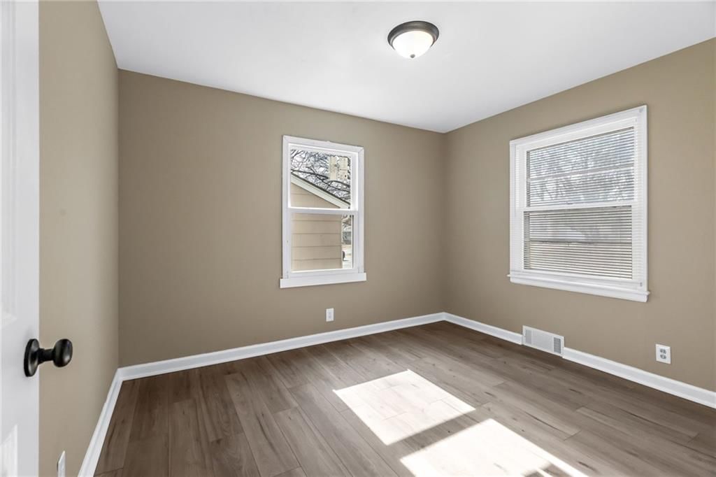 1309 S Main Street — photo 9