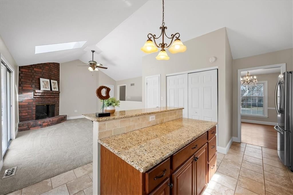 8834 CANDLELIGHT Lane — photo 9