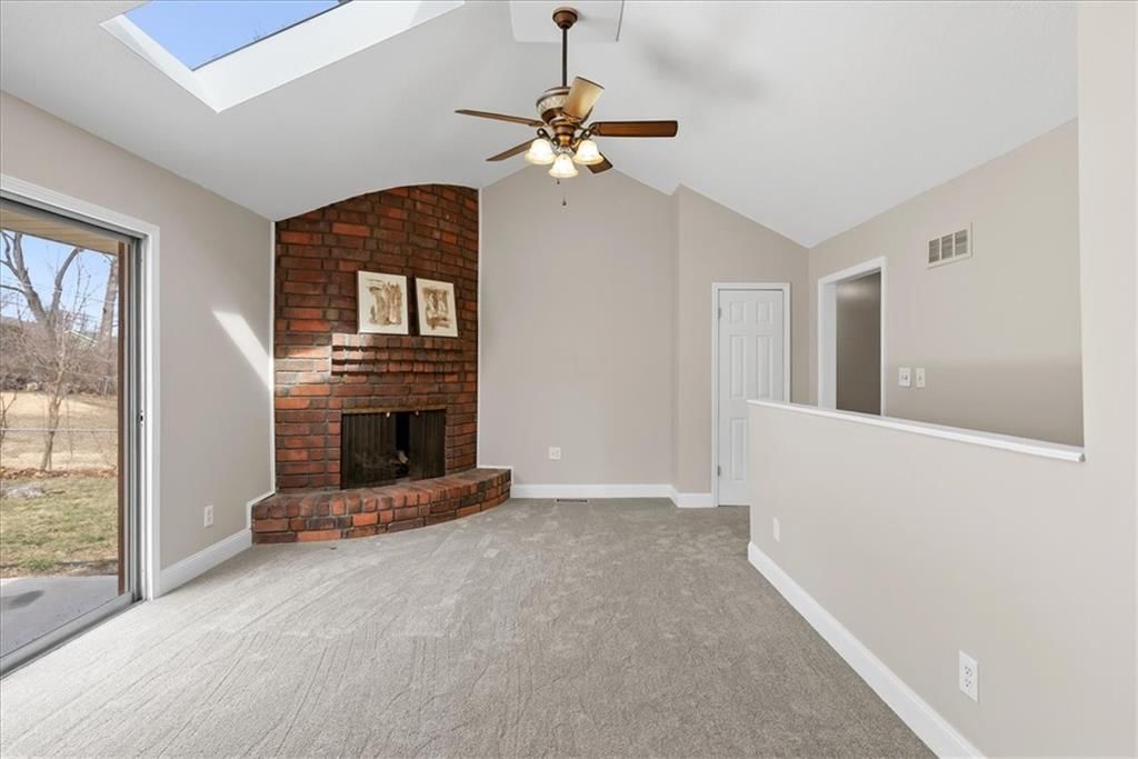 8834 CANDLELIGHT Lane — photo 11