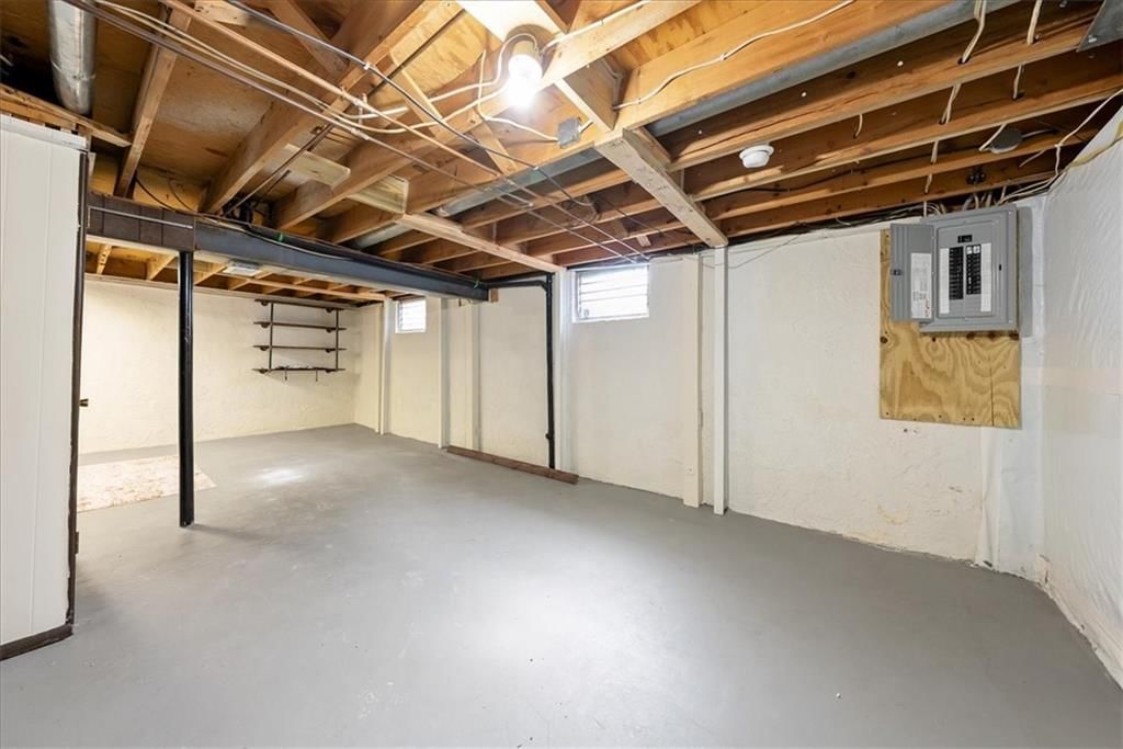 8834 CANDLELIGHT Lane — photo 21