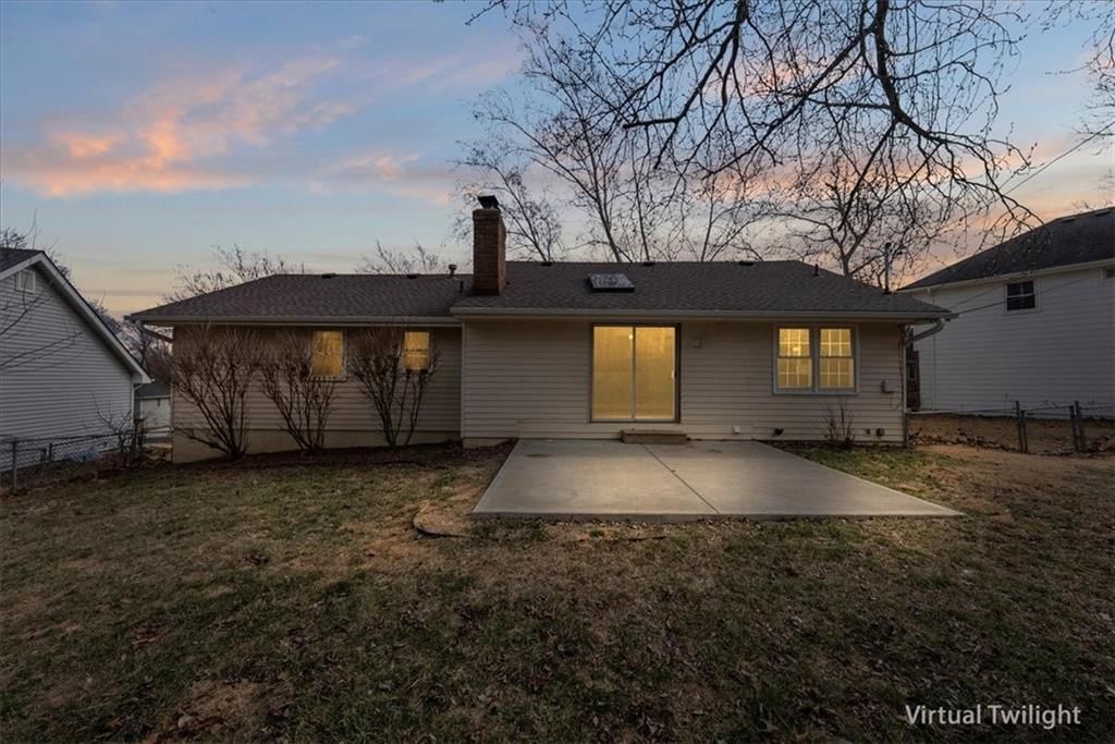 8834 CANDLELIGHT Lane — photo 24
