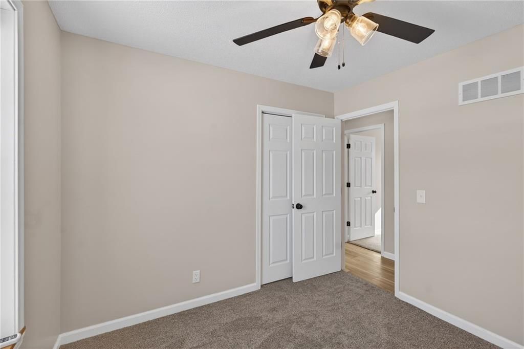 2015 Karlton Way — photo 12