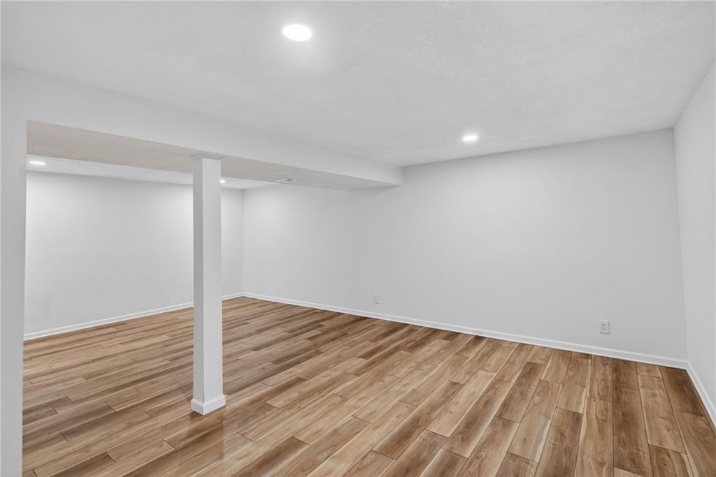 2015 Karlton Way — photo 17