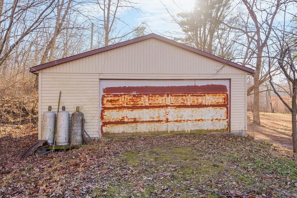 7693 Benner Lake Road — photo 25