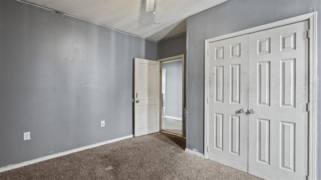 2412 Stewart Avenue — photo 17