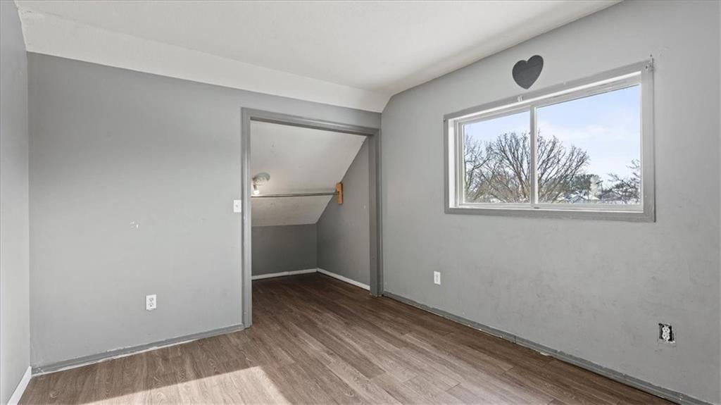 2412 Stewart Avenue — photo 20
