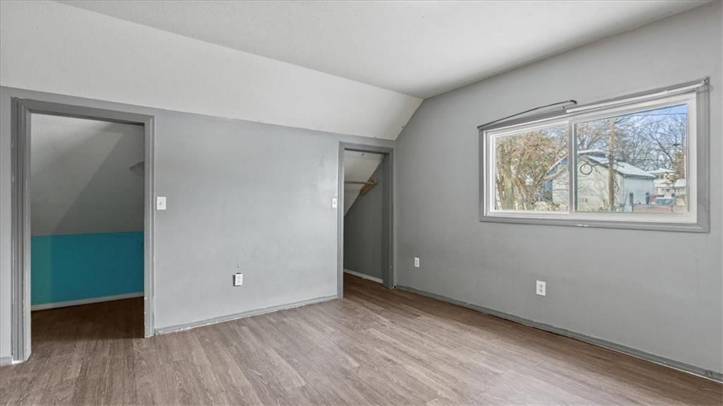 2412 Stewart Avenue — photo 21