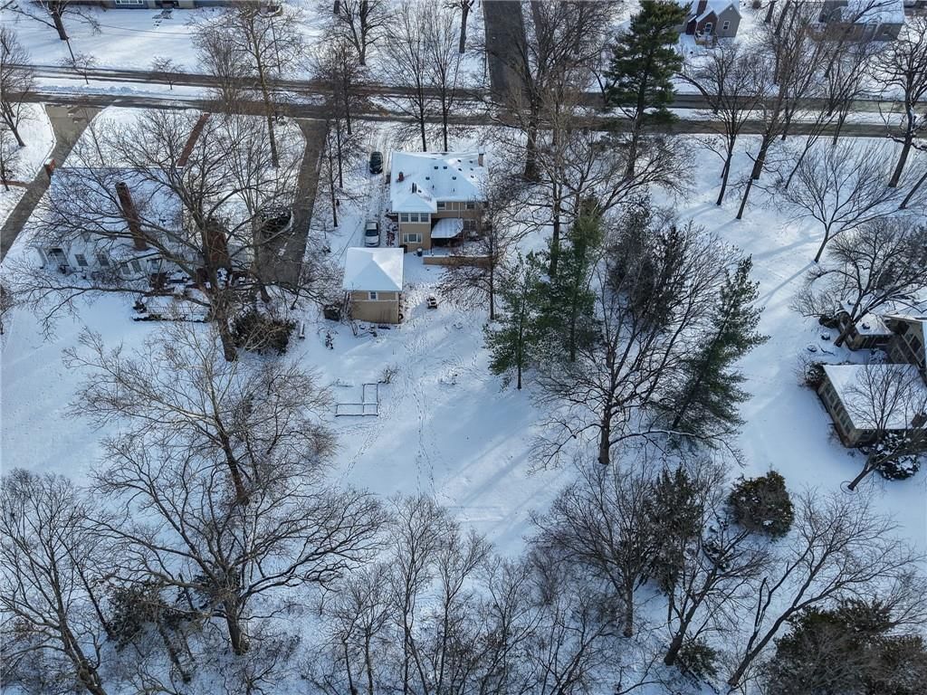 663 Elmdale Road — photo 18