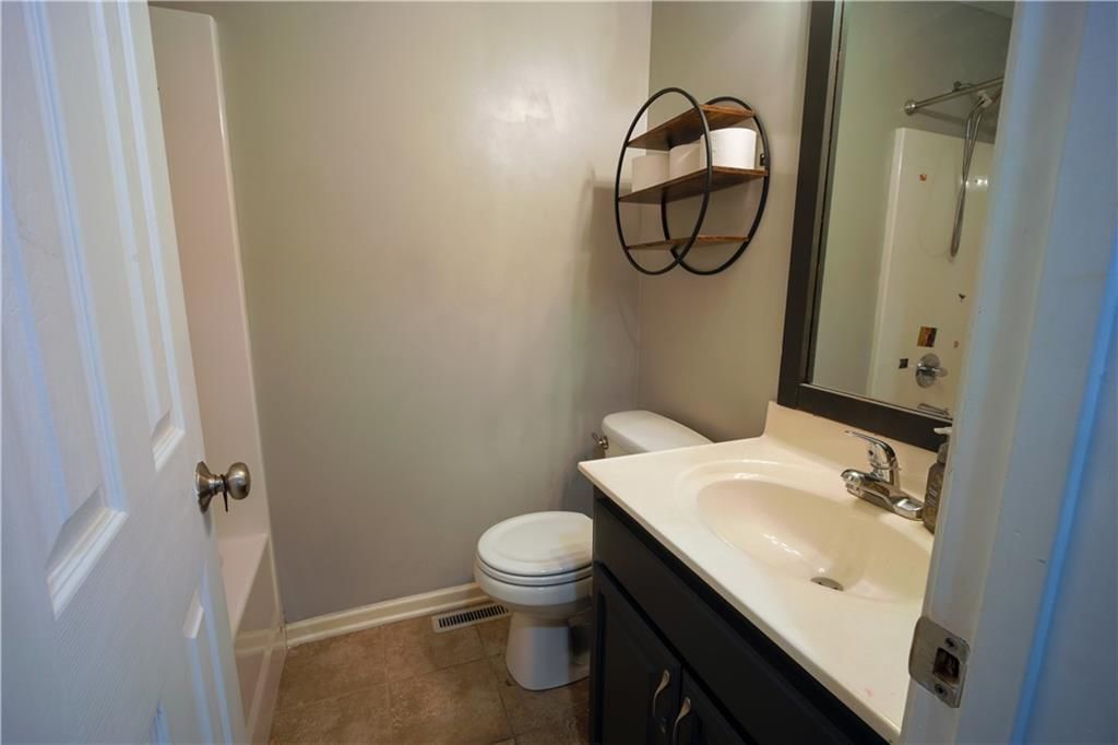 2609 NW 69th Place — photo 9