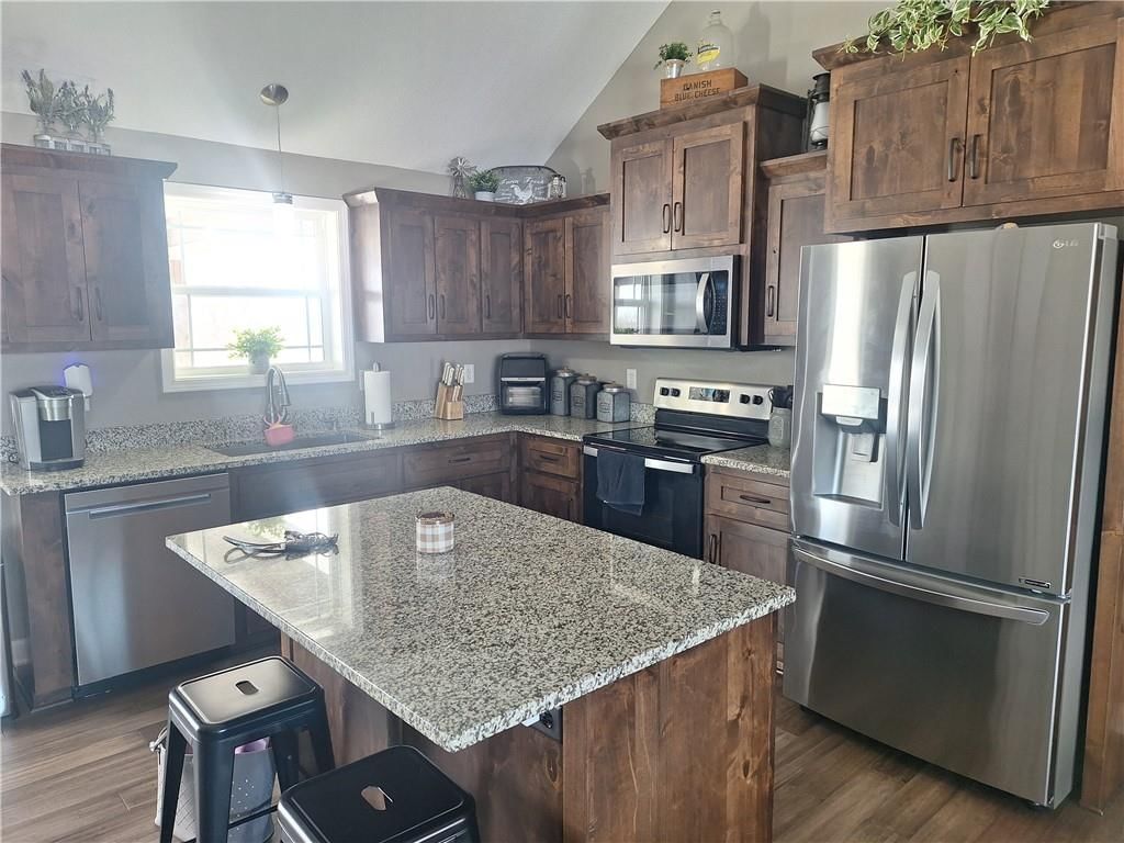 101 Lisa Avenue — photo 4