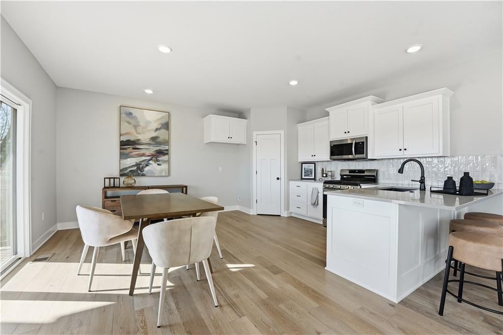 407 Sixth Street — photo 12