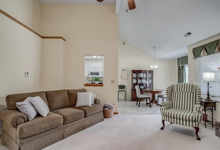 1309 S Pine Street — photo 3