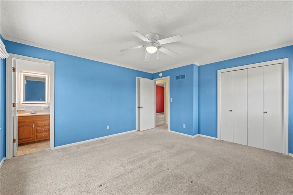 6915 N Woodland Avenue — photo 17