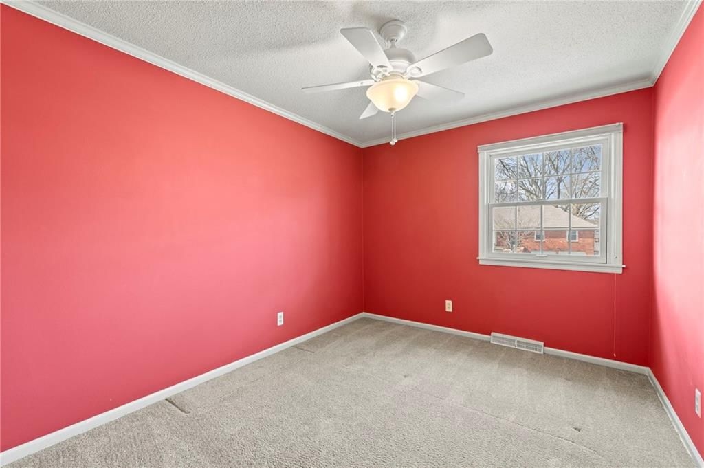 6915 N Woodland Avenue — photo 19