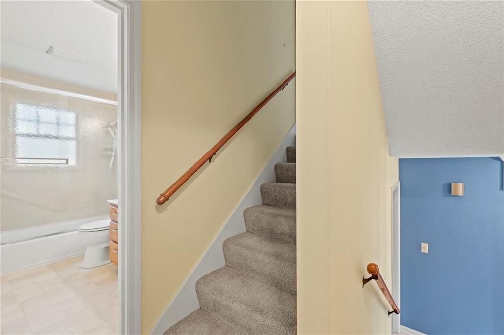 6915 N Woodland Avenue — photo 23
