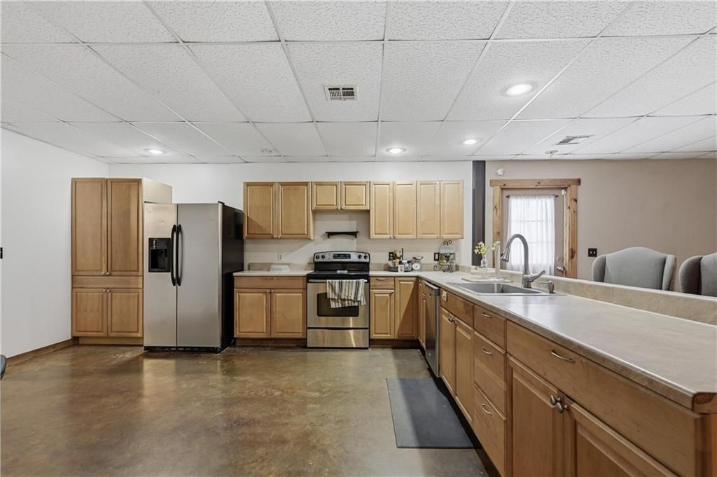 3014 W 4th Street — photo 35