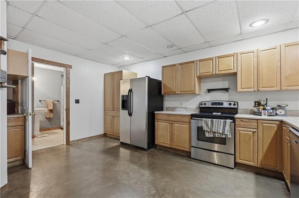 3014 W 4th Street — photo 36