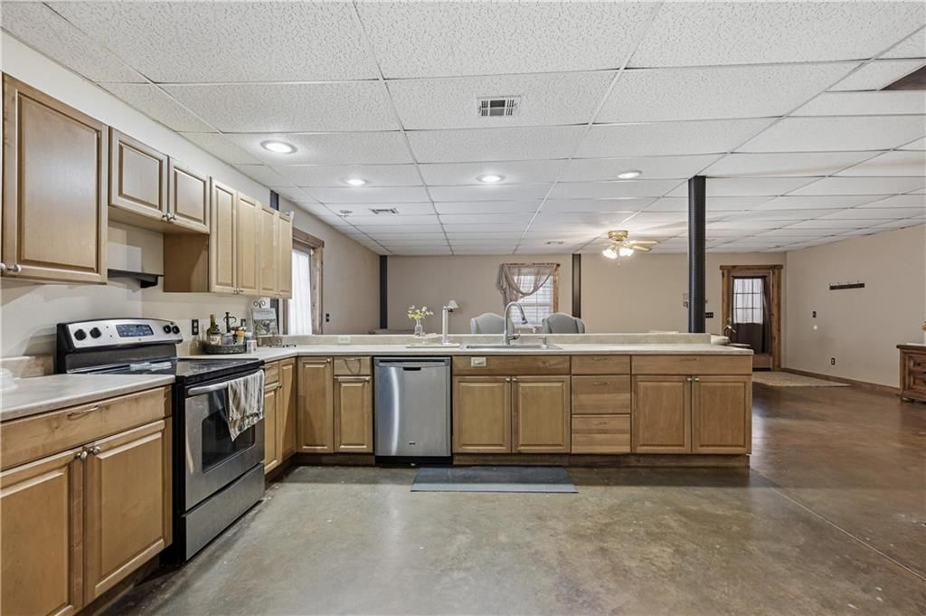 3014 W 4th Street — photo 37