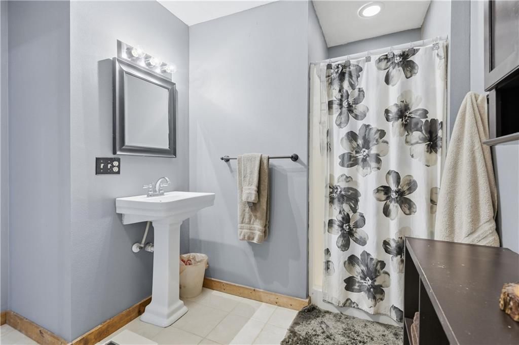 3014 W 4th Street — photo 39