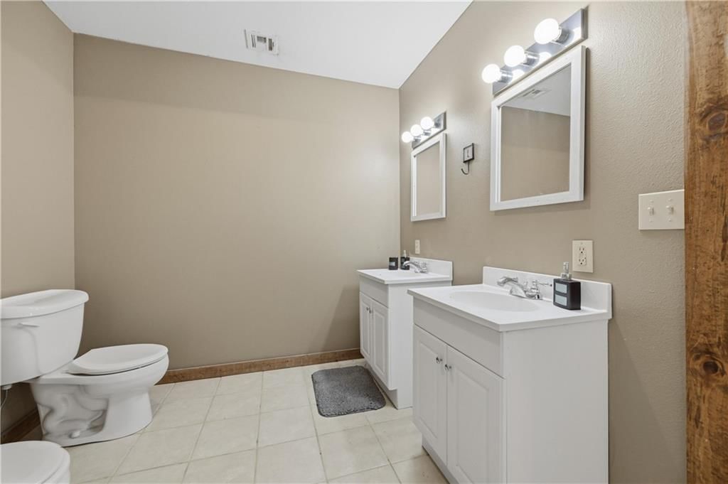 3014 W 4th Street — photo 51