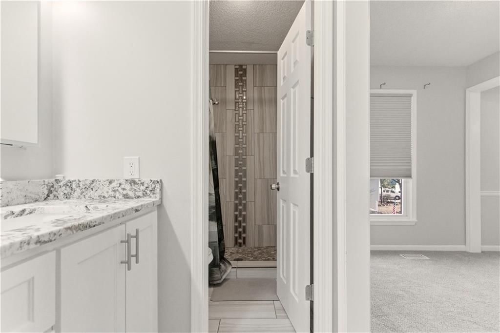 1701 E Sheridan Bridge Lane — photo 31