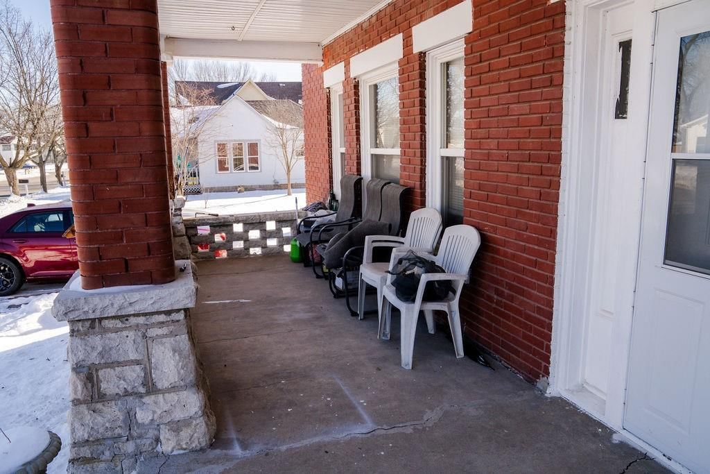 2224 Crawford Avenue — photo 35