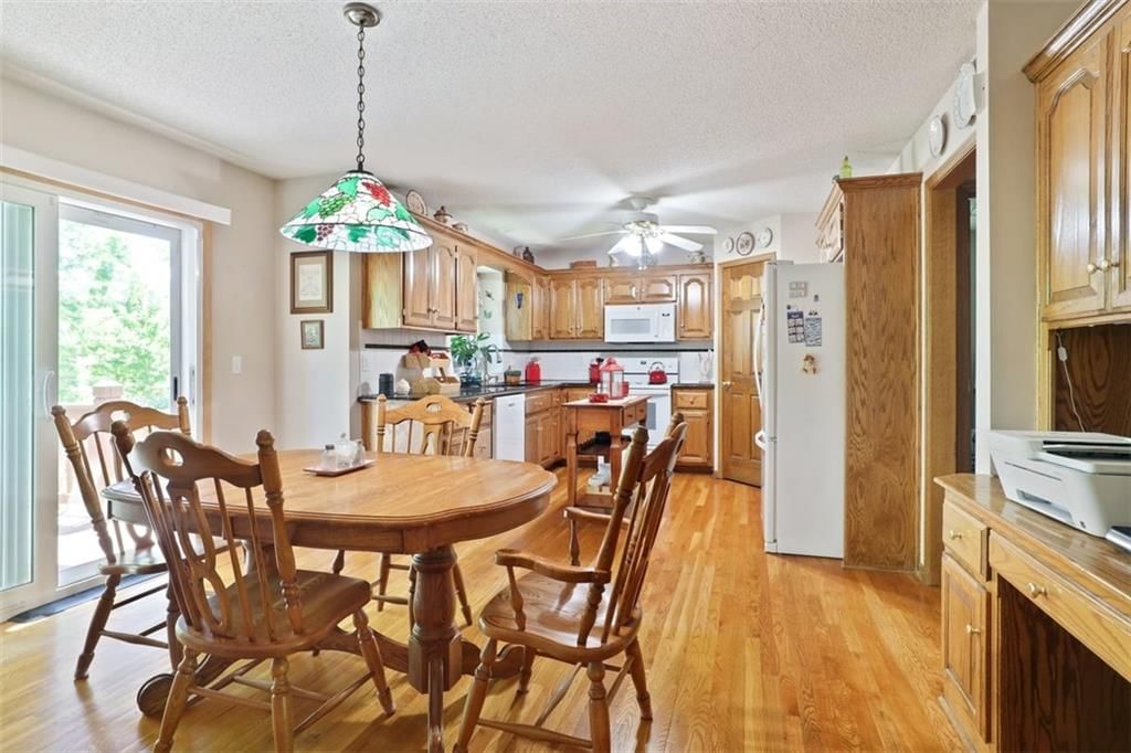 7245 N Myrtle Avenue — photo 11