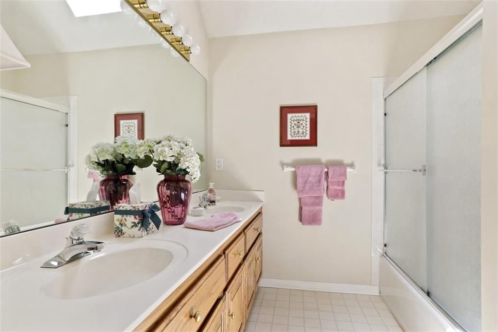 7245 N Myrtle Avenue — photo 24