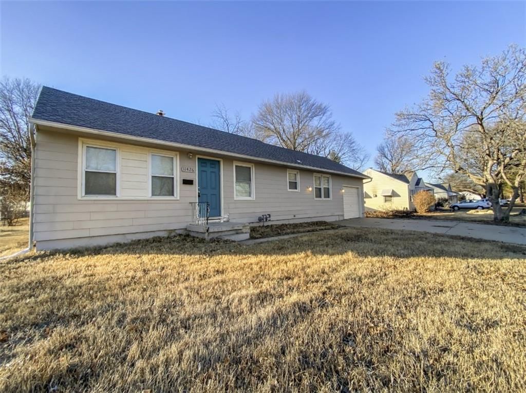 11426 Applewood Drive — photo 2