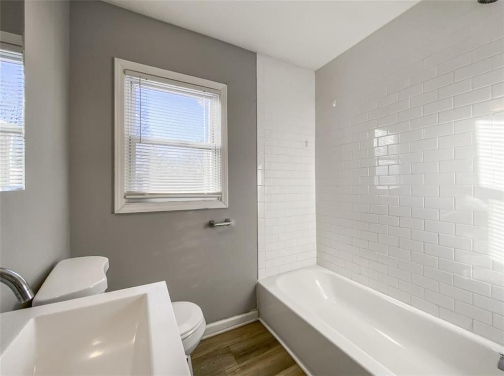 11426 Applewood Drive — photo 8