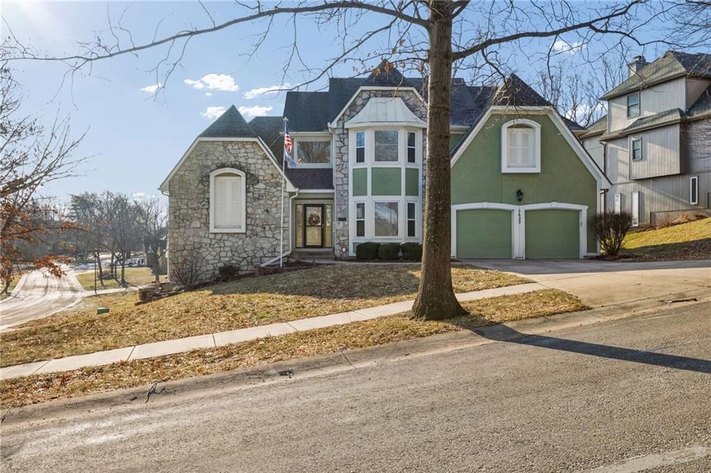 5633 Oakview Street — photo 2