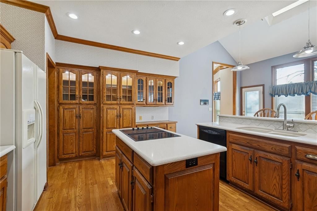 5633 Oakview Street — photo 10