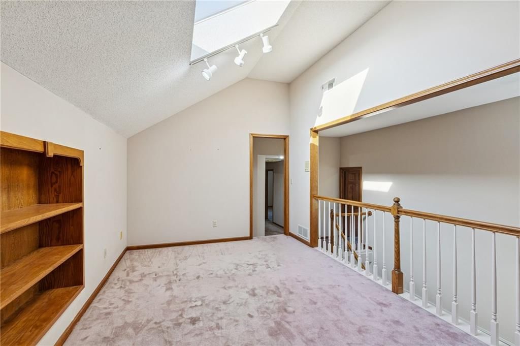 5633 Oakview Street — photo 35