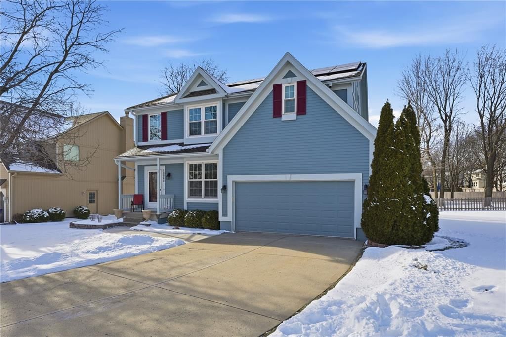 14062 S Blackfoot Court, Olathe, KS