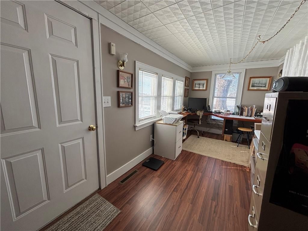 2569 Valley Road — photo 15