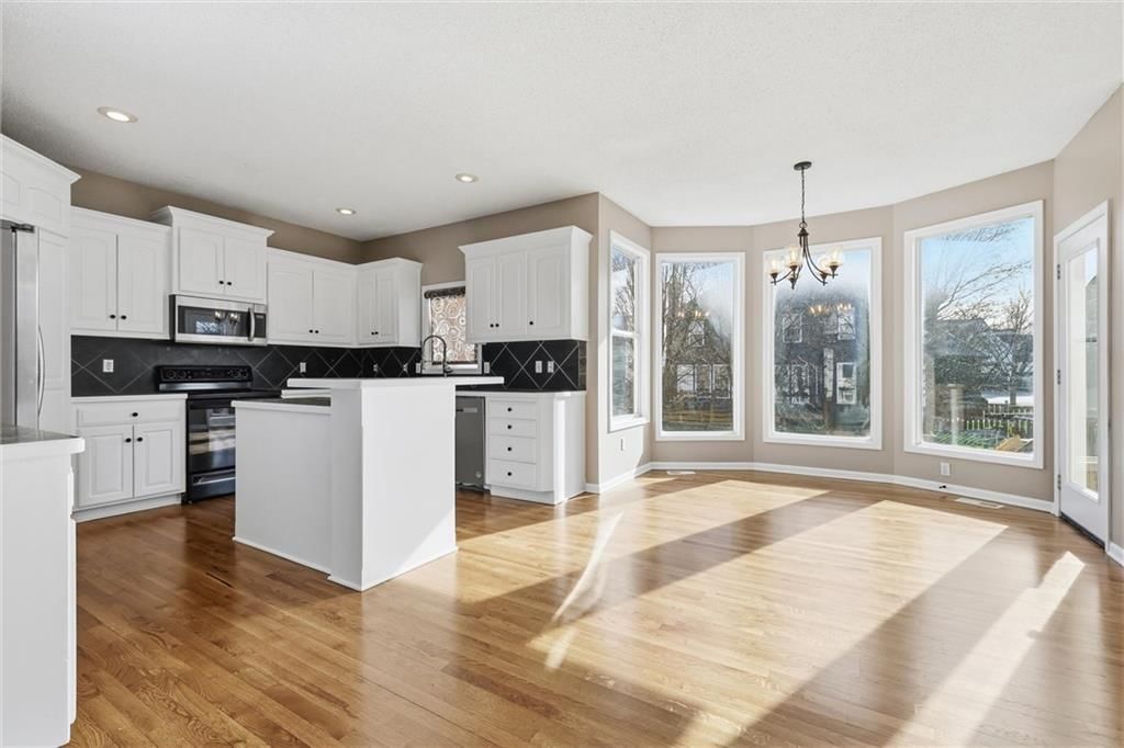 12811 W 137th Court — photo 9