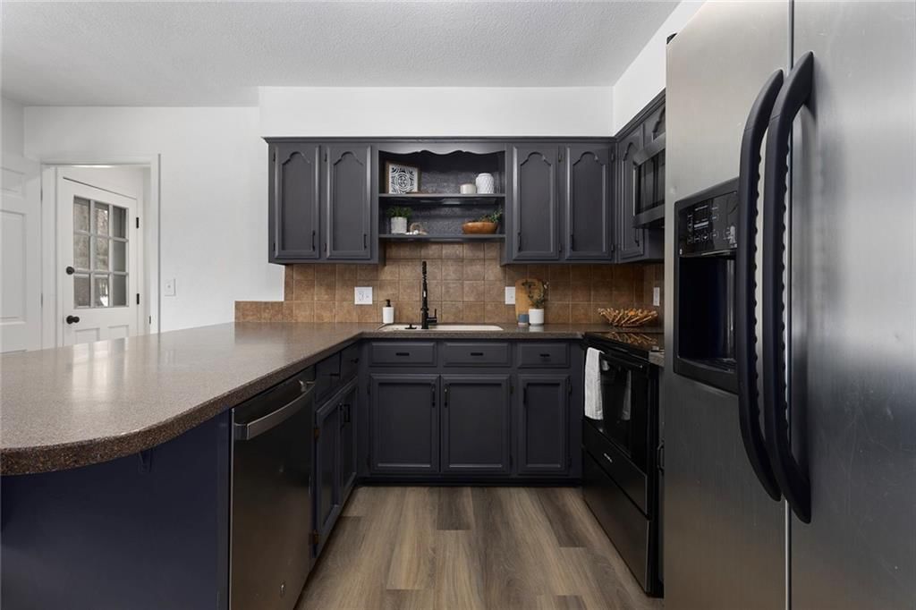 3502 Alpine Court — photo 9