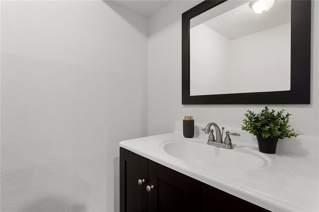 3502 Alpine Court — photo 32